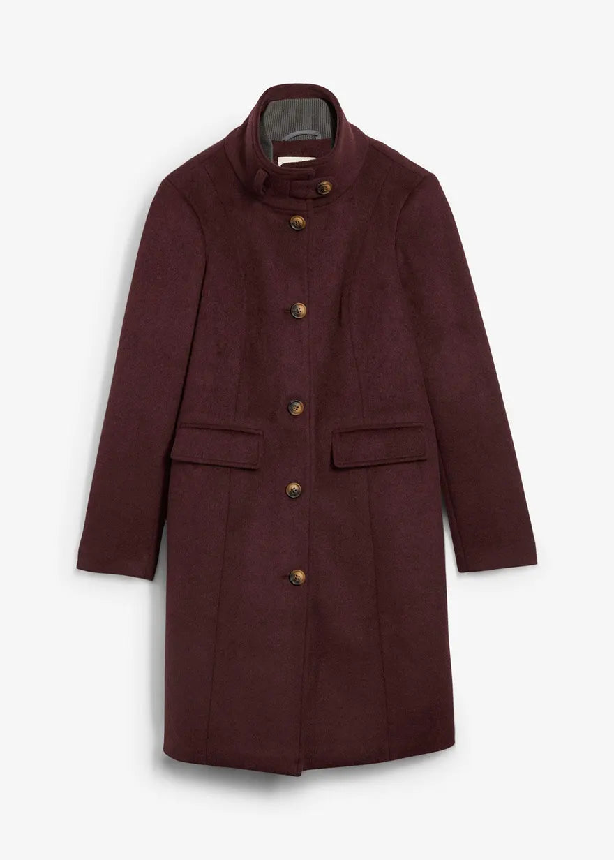 winter coat layered look