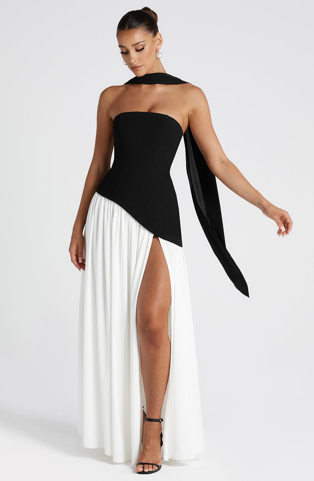 Elira Maxi Dress Elegant & Effortless All Day Style